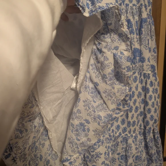 Blue Patterned Sleeveless Maxi Dress - Picture 4 of 9